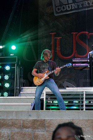 Justin Moore Concert 8-4-12(Justin Manning)120