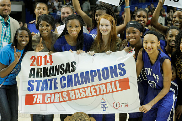 7A Girls State Finals-Fort Smith Northside vs. Conway 3-13-2014 (© Justin Manning) JWM_0321