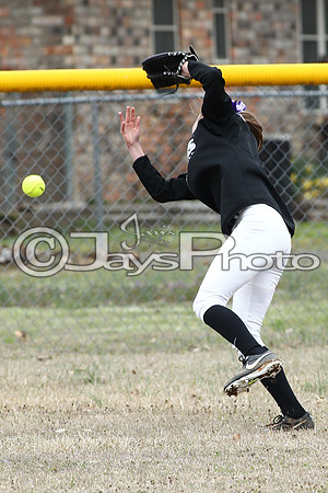Bauxite vs. Brookland softball 3-28-2015 (©Justin Manning) JWM_0120