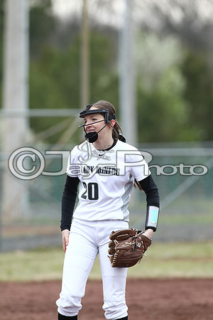Bauxite vs. Brookland softball 3-28-2015 (©Justin Manning) JWM_0367
