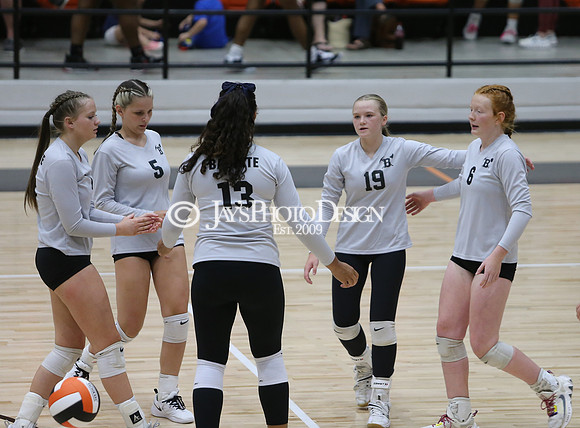 Bauxite @ Malvern 9th grade 8-27-24_JWM_0048