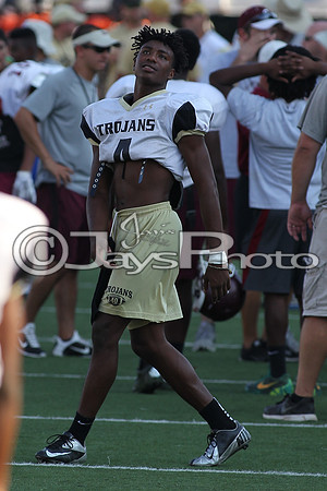 War Memorial Football Team Camp 7-28-2015 (©Justin Manning) JWM_0002
