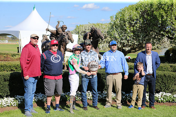 z220402_ArkansasDerbyday_Manning_JWM_1338