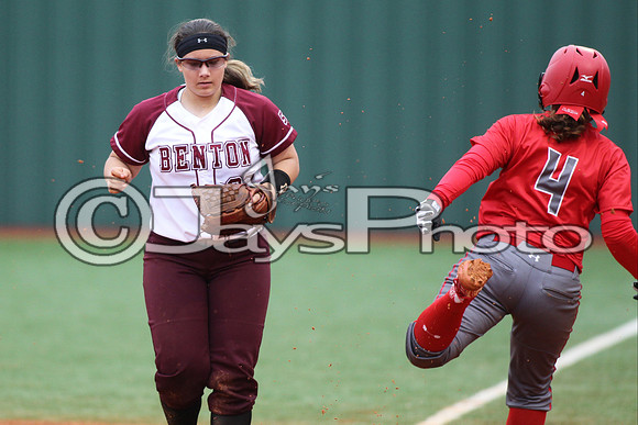 Cabot @ Benton Softball 3-10-2015 (©Justin Manning) JWM_0411