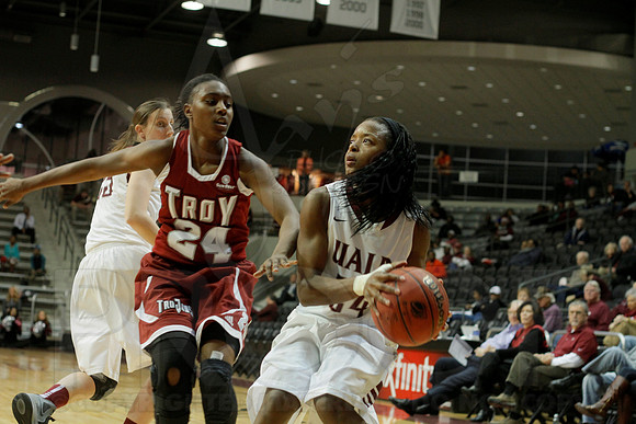 UALR Women's Basketball (©Justin Manning) JWM_0465