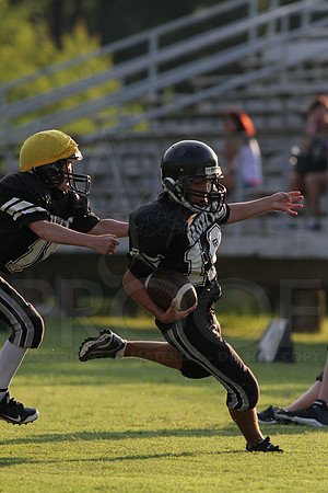 Bauxite Black-Gray games 4th, 5th, 6th, Junior high, Senior high scrimmage 8-22-13 (© Justin Manning) JWM0138