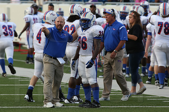 Ashdown vs West Memphis 9-2-13 (© Justin Manning) JWM0103