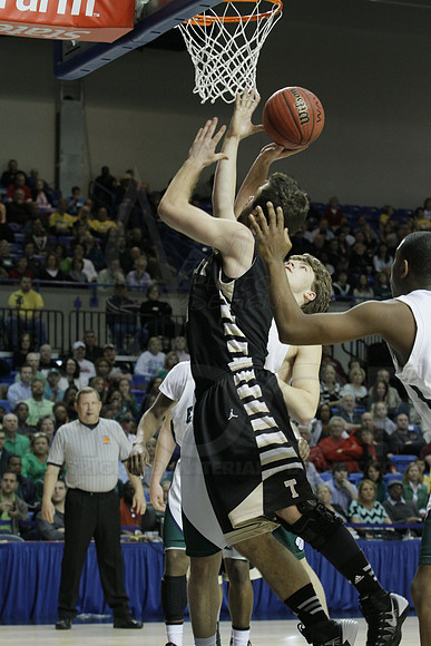 Episcopal Collegiate vs. Charleston 3A Boys State Finals 3-15-2014 (© Justin Manning) JWM_0058