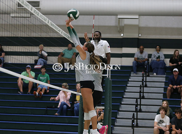 Harding Academy @ Episcopal 8-25-25_JWM_1099