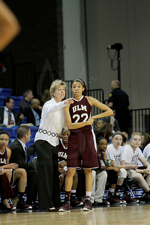 Florida Atlantic vs. UL-Monroe Women's JWM0115 (©Justin Manning)