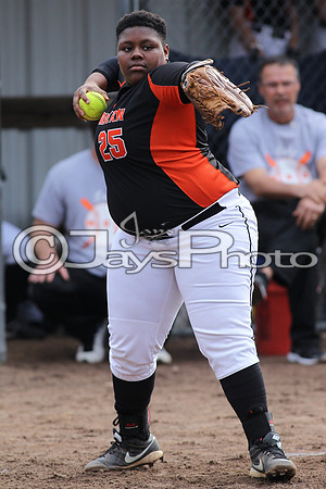 Glen Rose @ Malvern Softball 3-16-2015 (©Justin Manning) JWM_272