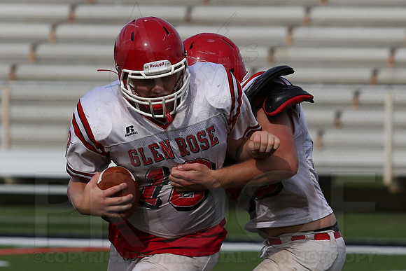 Glen Rose Football Practice 9-2-2014 (©Justin Manning) JWM_196