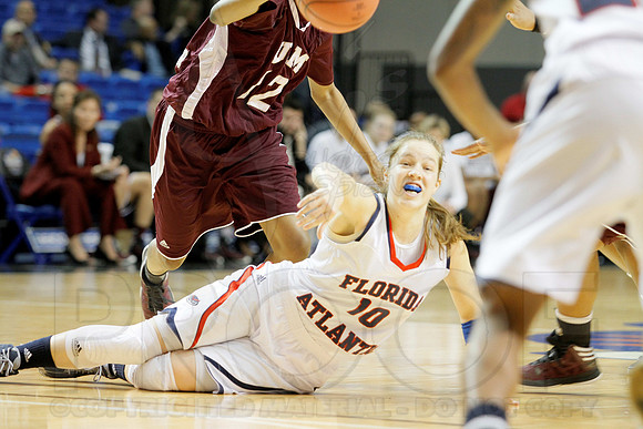Florida Atlantic vs. UL-Monroe Women's JWM0100 (©Justin Manning)