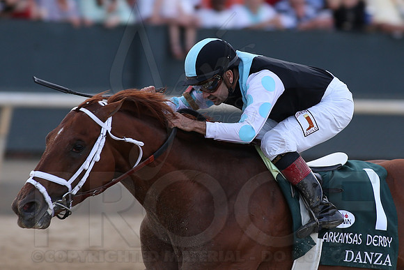Arkansas Derby 4-12-2014 (© Justin Manning) JWM_1133