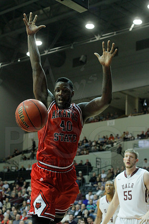 Arkansas State @ UALR Men's Basketball 3-1-2014 (© Justin Manning) JWM_0330