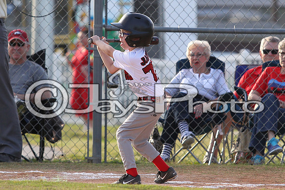 Bomb Squad vs. Cardinals 6-7 year old (Pitching Machine) 5-5-2015 (©Justin Manning) JWM_0017