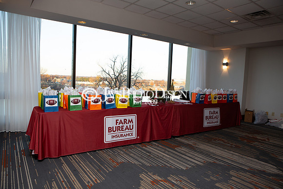 Hooten's Farm Bureau Awards Banquet 12-11-23_JWM_0056_
