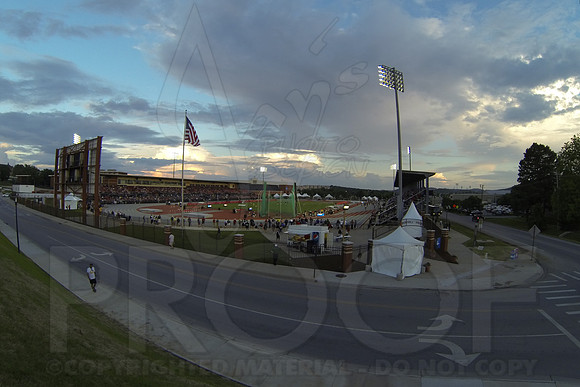 NCAA West Track and Field Preliminaries 5-30-2014 (© Justin Manning) JWM_0655