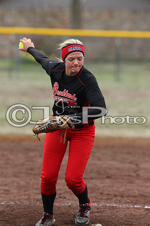 Bauxite vs. Brookland softball 3-28-2015 (©Justin Manning) JWM_0280