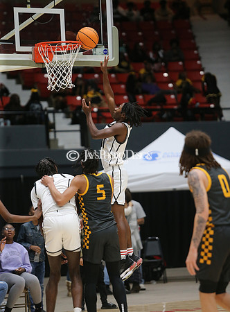 Little Rock Central (AR) vs. Archbishop (PA) 12-27-23_JWM_0017