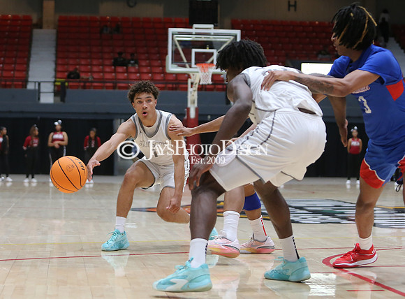 St. Joseph Santa Maria (CA) vs. Duncanville (TX) 12-28-23_JWM_0242