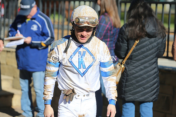 z240101_SmartyJonesStakesDay_JWM_0093