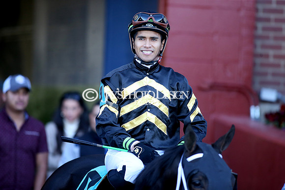 z240101_SmartyJonesStakesDay_JWM_0700