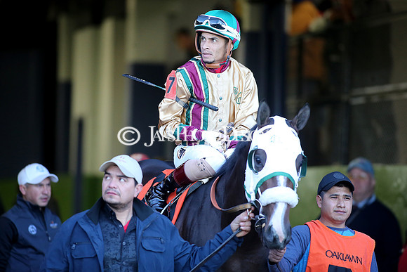 z240101_SmartyJonesStakesDay_JWM_0677