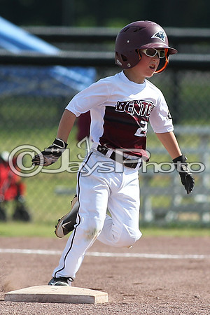 Benton vs. Beebe 6 year old All-Stars 6-28-2015 (©Justin Manning) JWM_0011
