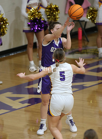 Ozark @ Fountain Lake Sr. Girls_JWM_0105