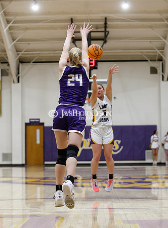 Ozark @ Fountain Lake Sr. Girls_JWM_0038