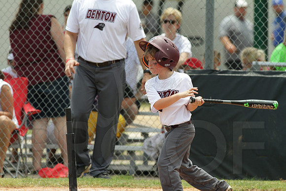 Benton vs. Sylvan Hills 5-6 year old All Stars 7-11-2014 (©Justin Manning) JWM_140