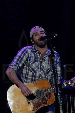 Justin Moore Concert 4-25-2014 (© Justin Manning) JWM_0040
