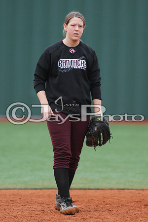 Cabot @ Benton Softball 3-10-2015 (©Justin Manning) JWM_0362