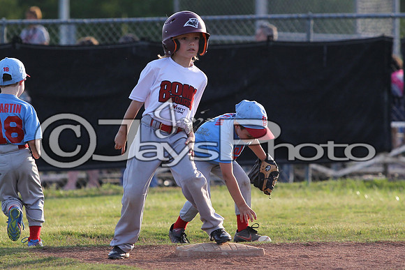 Bomb Squad vs. Cardinals 6-7 year old (Pitching Machine) 5-5-2015 (©Justin Manning) JWM_0082