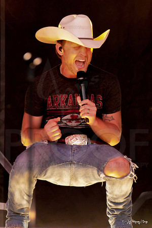 Justin Moore Concert 8-4-12(Justin Manning)035