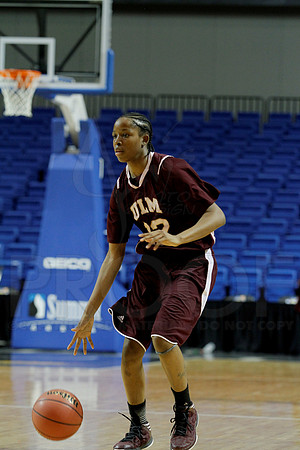 Florida Atlantic vs. UL-Monroe Women's JWM0074 (©Justin Manning)
