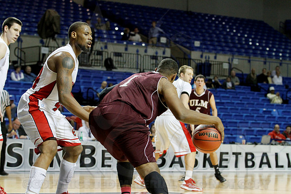 WKU vs. UL-Monroe Men's JWM0222 (©Justin Manning)