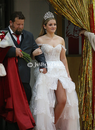 Bismarck @ Glen Rose (Homecoming Ceremony) 2-2-24_JWM_0289