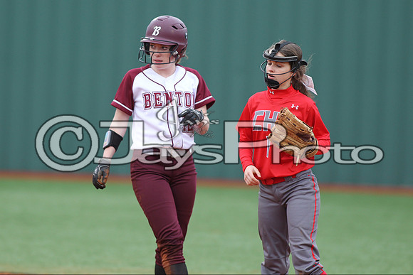 Cabot @ Benton Softball 3-10-2015 (©Justin Manning) JWM_0117