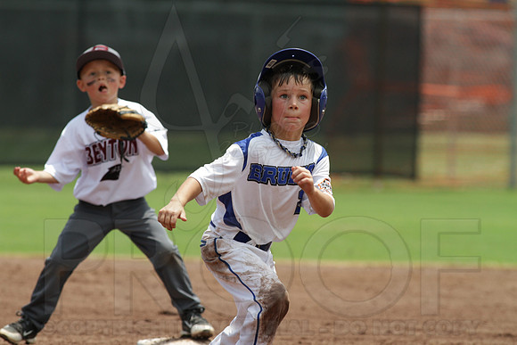 Benton vs. Sylvan Hills 5-6 year old All Stars 7-11-2014 (©Justin Manning) JWM_115