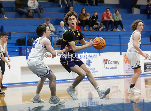Fouke vs. Bismarck (1st round district tournment) 2-12-24_0004
