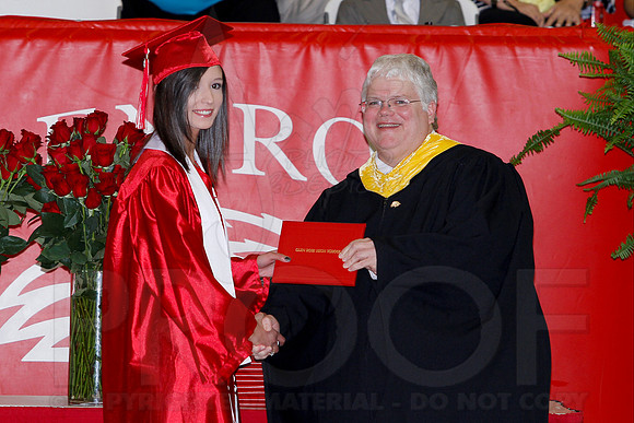 Glen Rose High school graduation 5-24-13 (© Justin Manning) JWM0047