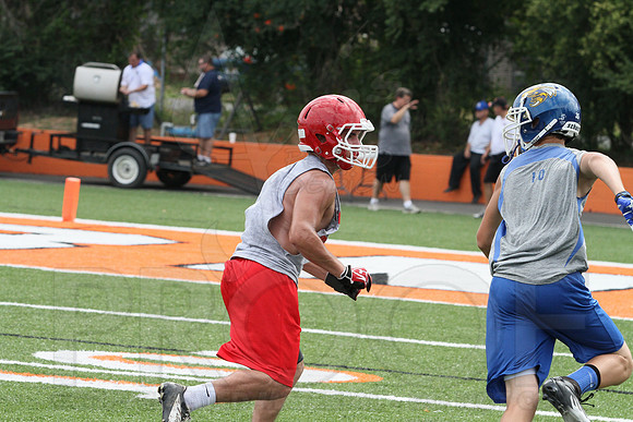 1st Annual James King 7 on 7 (Malvern) (� Justin Manning) JWM0253
