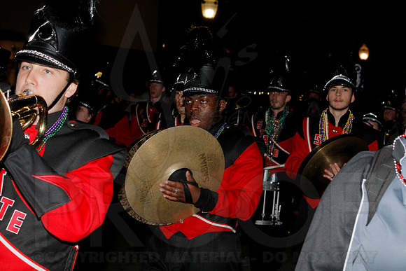 GoDaddy Bowl Mardi Gras Parade (©Justin Manning) JWM_0183