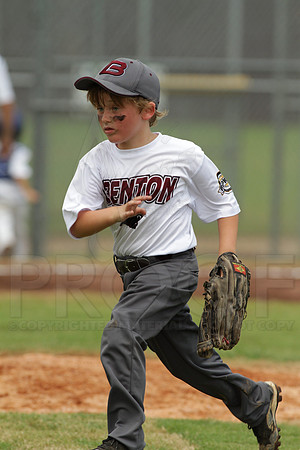Benton vs. Sylvan Hills 5-6 year old All Stars 7-11-2014 (©Justin Manning) JWM_063