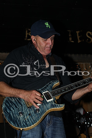 Midnight Hurricanes (Boogies)_0149
