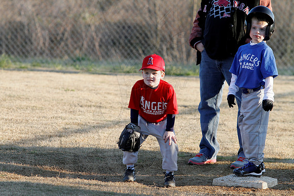 T-ball Angel's & Rangers 3-26-13 (© Justin Manning) JWM0077