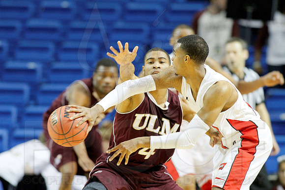 WKU vs. UL-Monroe Men's JWM0156 (©Justin Manning)