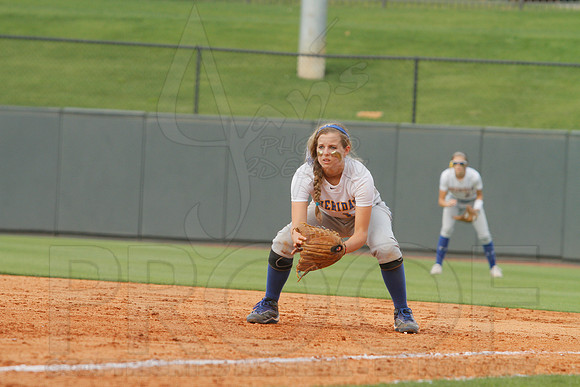 6A State Softball Finals Sheridan vs. Benton 5-23-2014 (© Justin Manning) JWM_0342
